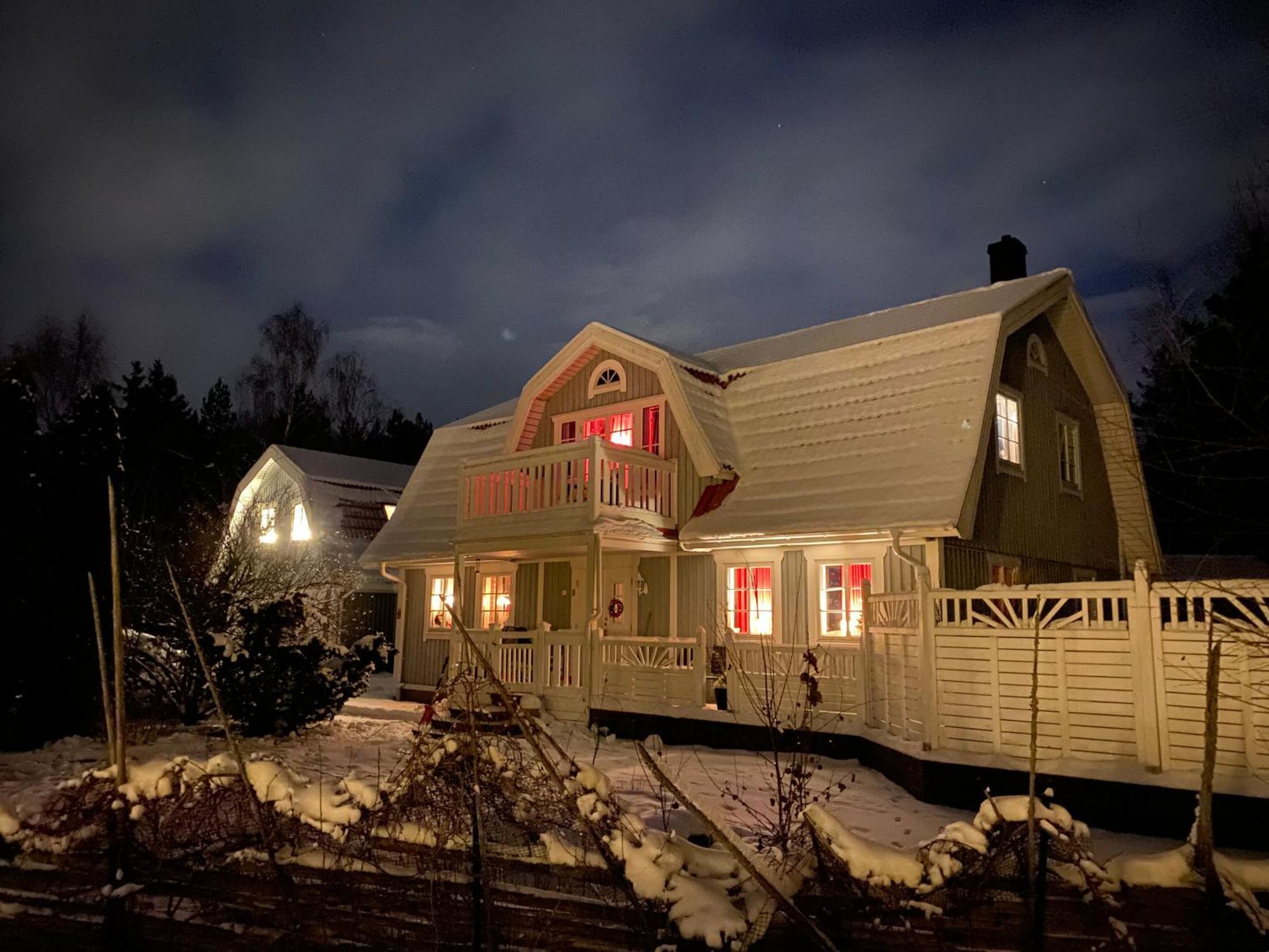 Hotel In Svalsaeter, Kallfors, Jaerna, Stockholm, 5 Min To Golf & 15 Min To Ytterjaerna Concerts Exterior foto